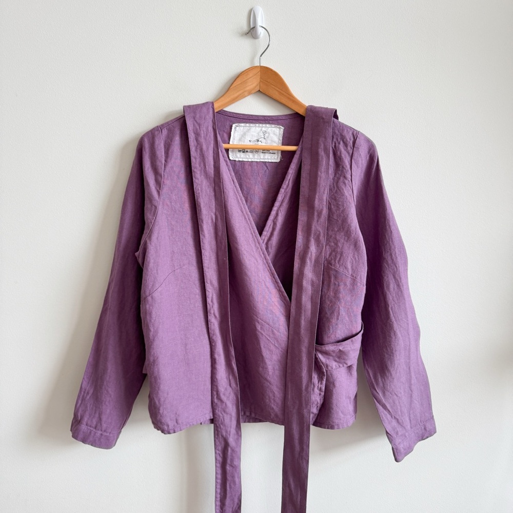 🏷️ SOLD • NOTPERFECTLINEN • Madrid Long Sleeve Linen Wrap Top in Dusty Lavender - Picture 2 of 13